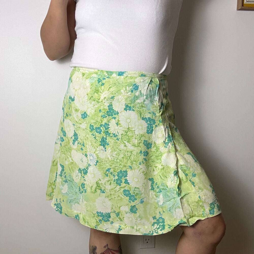 Coldwater Creek green floral skort size 2